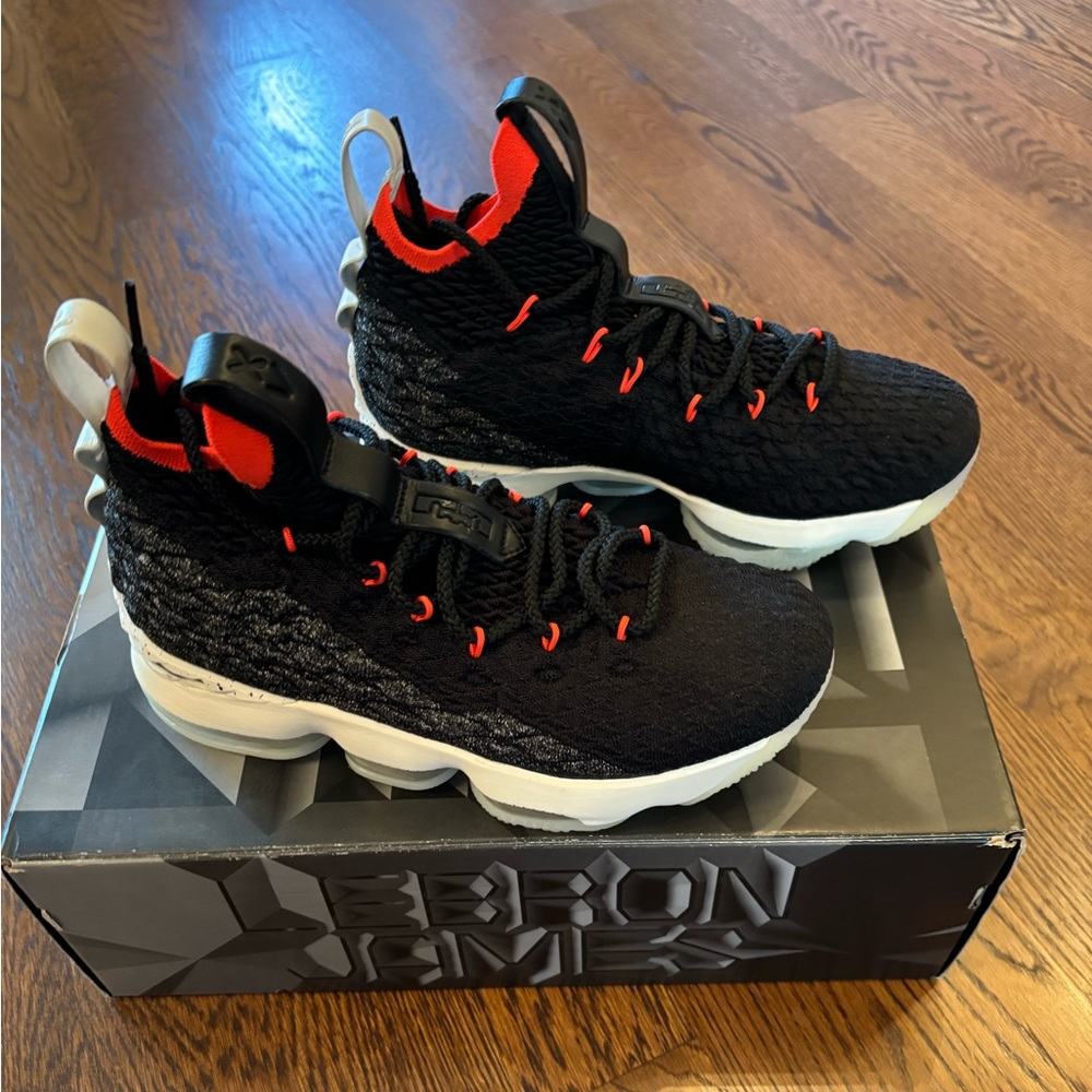 LeBron XV GS